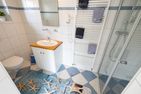 Haus Waltraud Ferienwohnung „Hualewjonken" Norddorf auf Amrum - Badezimmer