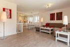  Gästehaus Wohnung 1 Wyk auf Föhr - Modern und hell ist der Wohnbereich.