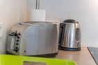  Gästehaus Wohnung 2 Wyk auf Föhr - Aber auch einen Toaster, einen Wasserkocher und...