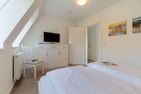  Gästehaus Wohnung 3 Wyk auf Föhr - ...ist auch mit einem Fernseher ausgestattet.