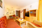 Ferienwohnpark Immenstaad am Bodensee Zwei-Zimmer-Apartment 49/34 Bodensee - Living room