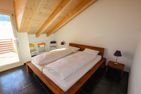 Ferienwohnung LE-72, Lenkstrasse 72, Lenk Lenk im Simmental - Schlafzimmer