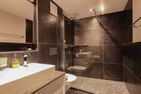 Ferienwohnung LE-72, Lenkstrasse 72, Lenk Lenk im Simmental - Badezimmer