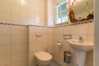  Fischers Ferienhaus Wieck auf dem Darß - Gäste-WC