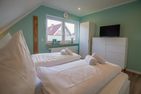  Heimathafen Greetsiel - Schlafzimmer