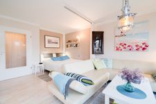  Erholungsnest Neustadt in Holstein - Wohnzimmer