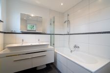 Lütthus Neustadt in Holstein - Badezimmer