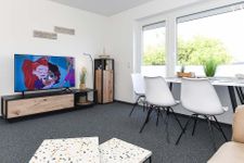  Deich in Sicht Neuharlingersiel - 