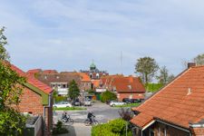  Deich in Sicht Neuharlingersiel - 