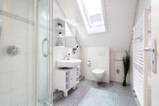  Ferienhaus Seeweg Wohnung 2 Scharbeutz - Badezimmer