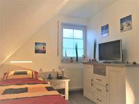  Ferienhaus Am Kurzentrum 26 Nr. 1 Carolinensiel - Schlafzimmer