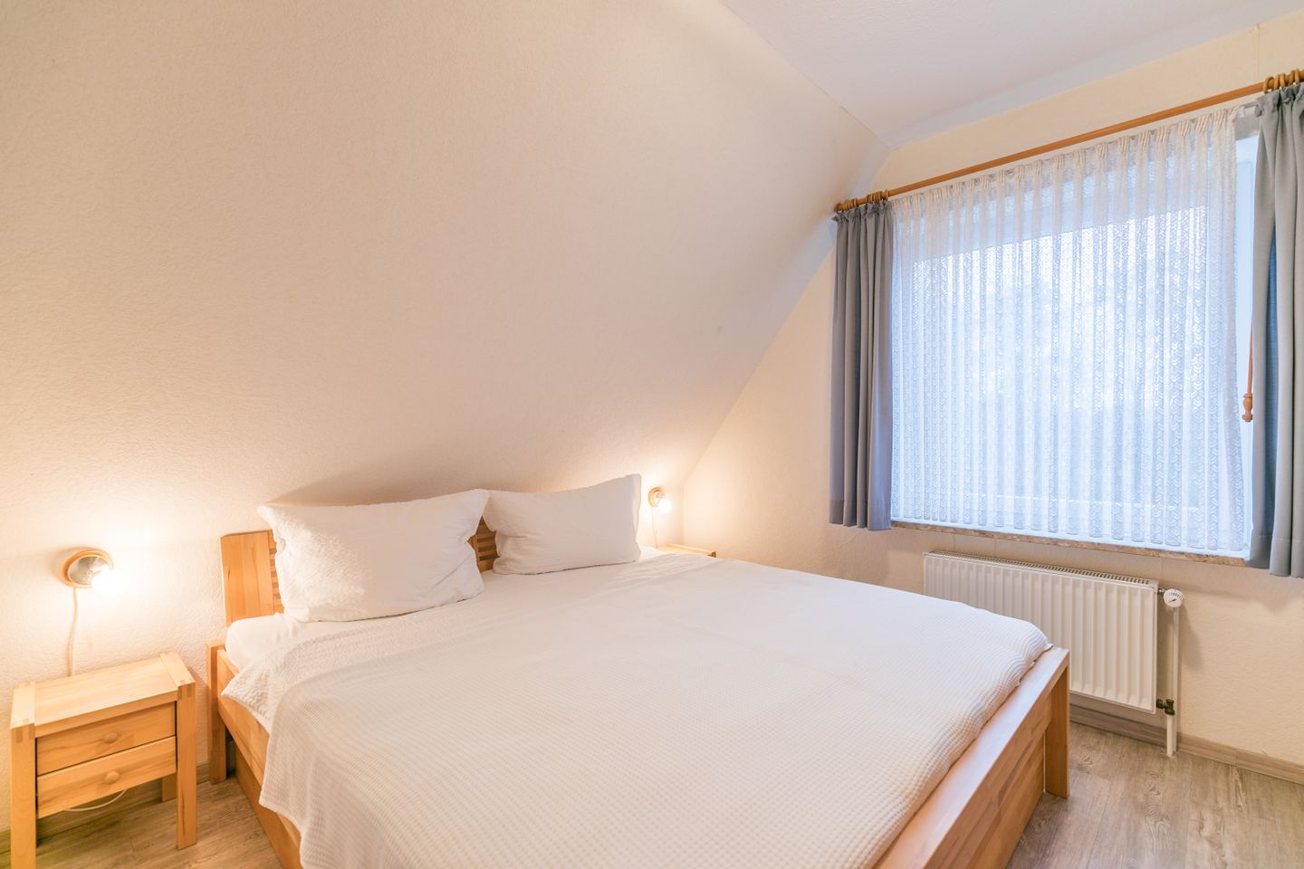 Am Altenhof Whg. 4 -  Schlafzimmer 1
