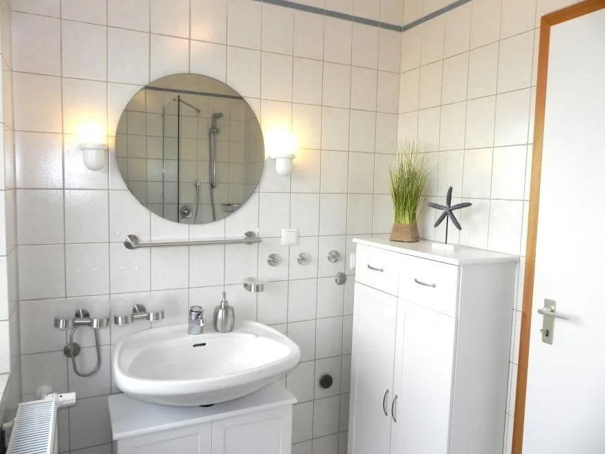 Ferienwohnung *Jessen´s Wattblick* Wittdün auf Amrum - Badezimmer in der Ferienwohnung Jessen´s Wattblick in Wittdün auf Amrum