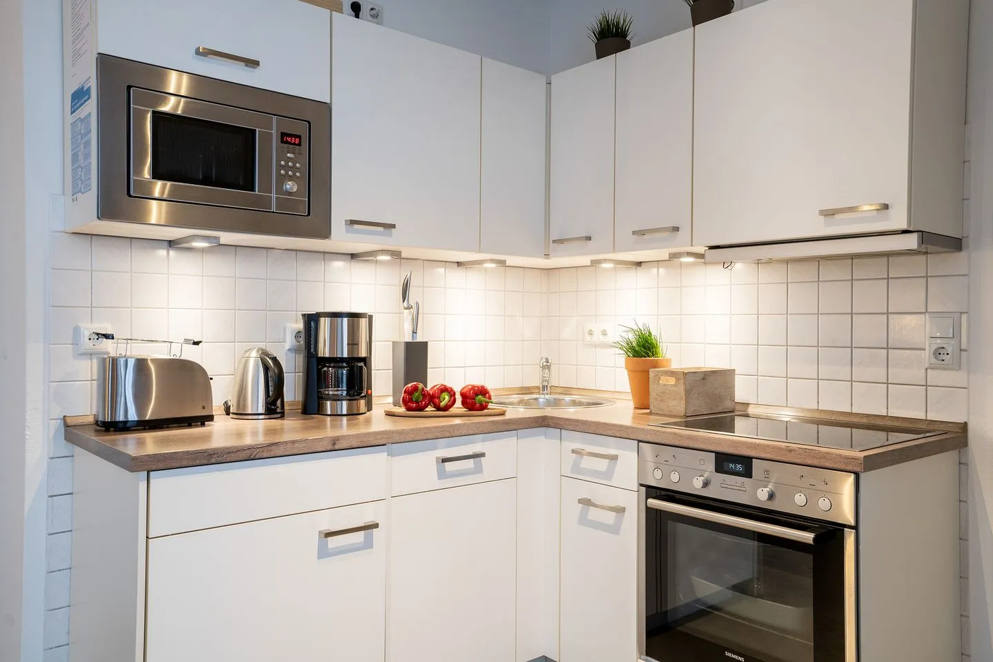 (GAR4b) Ferienwohnung "Ditscher 1" im Appartementhaus "Seelust" Niendorf - Küche / Küchenzeile
