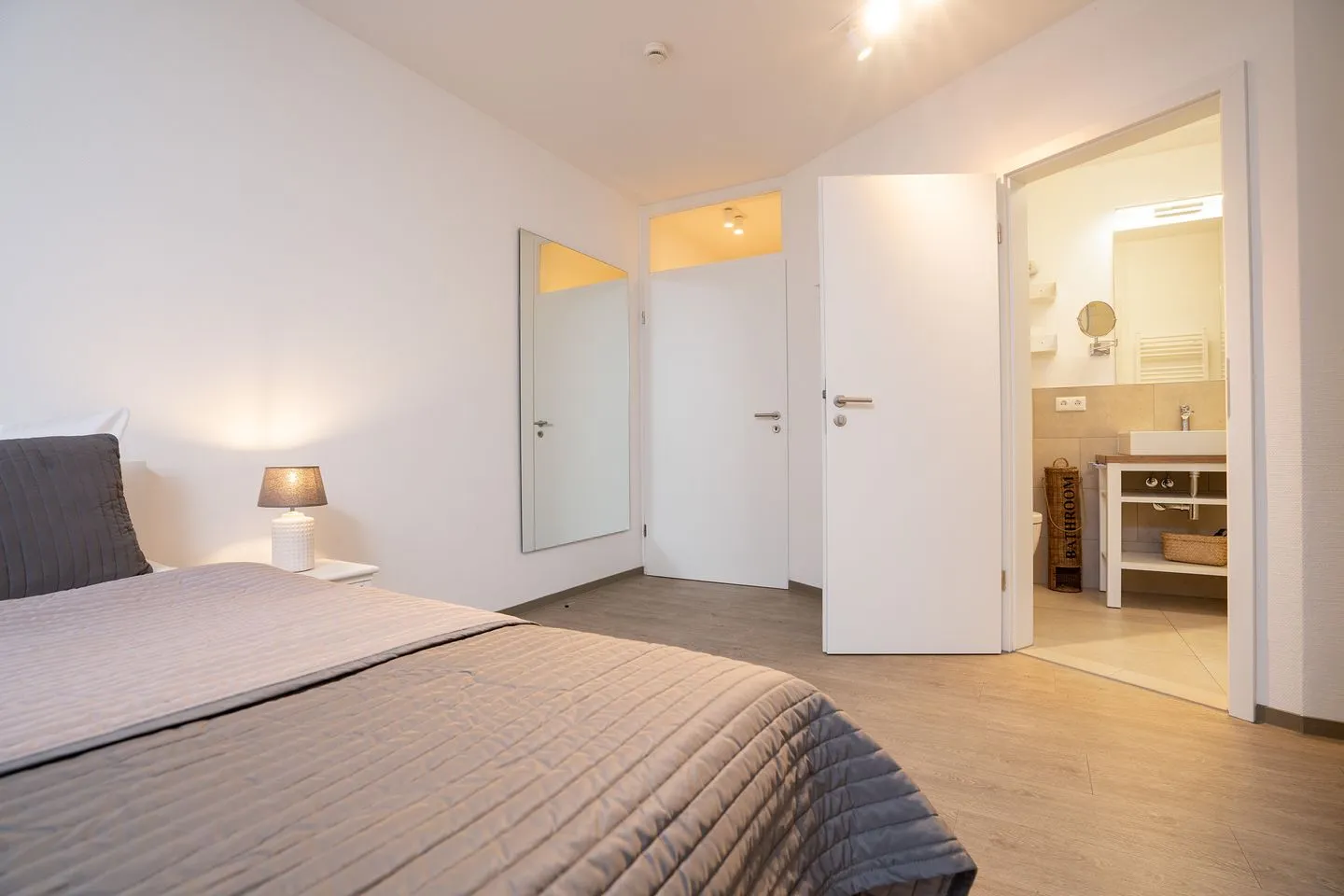 (GAR4b) Ferienwohnung "Ditscher 1" im Appartementhaus "Seelust" Niendorf - Schlafzimmer