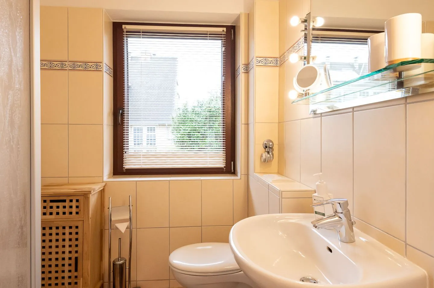 Haus Heidehörn, App. 5 Wenningstedt - Badezimmer