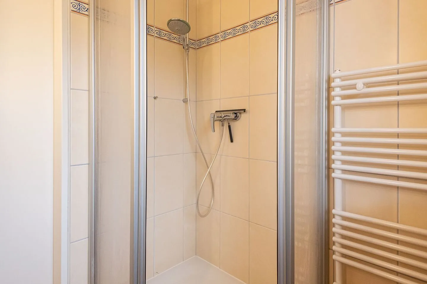 Haus Heidehörn, App. 5 Wenningstedt - Badezimmer