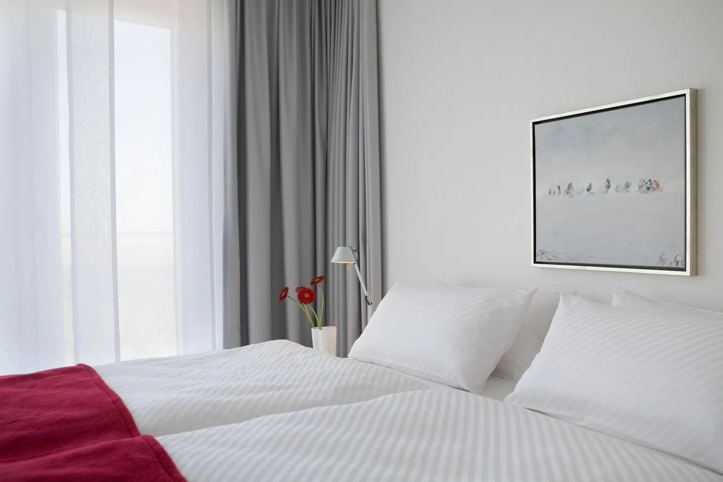 Amrumer Welle Ferienwohnung „Aalto" Wittdün auf Amrum - Doppelbett in der Ferienwohnung Aalto in Wittdün auf Amrum