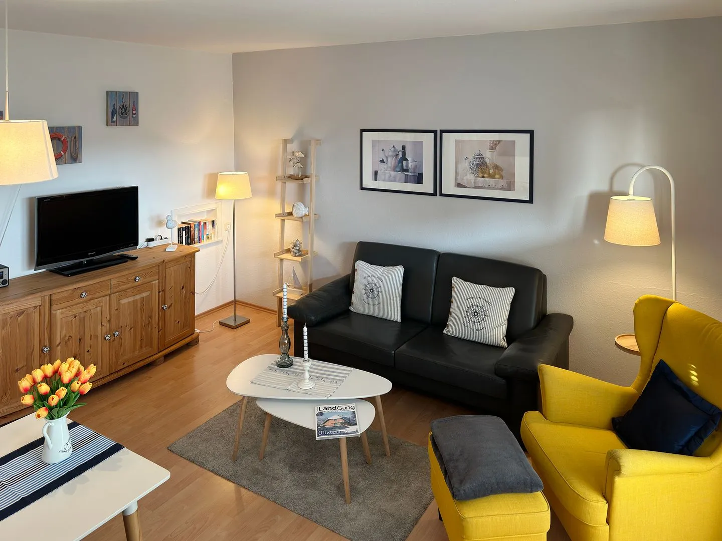 Haus Diana Ferienwohnung „Kniepsand" Wittdün auf Amrum - Wohnzimmer der Ferienwohnung Kniepsand in Wittdün auf Amrum