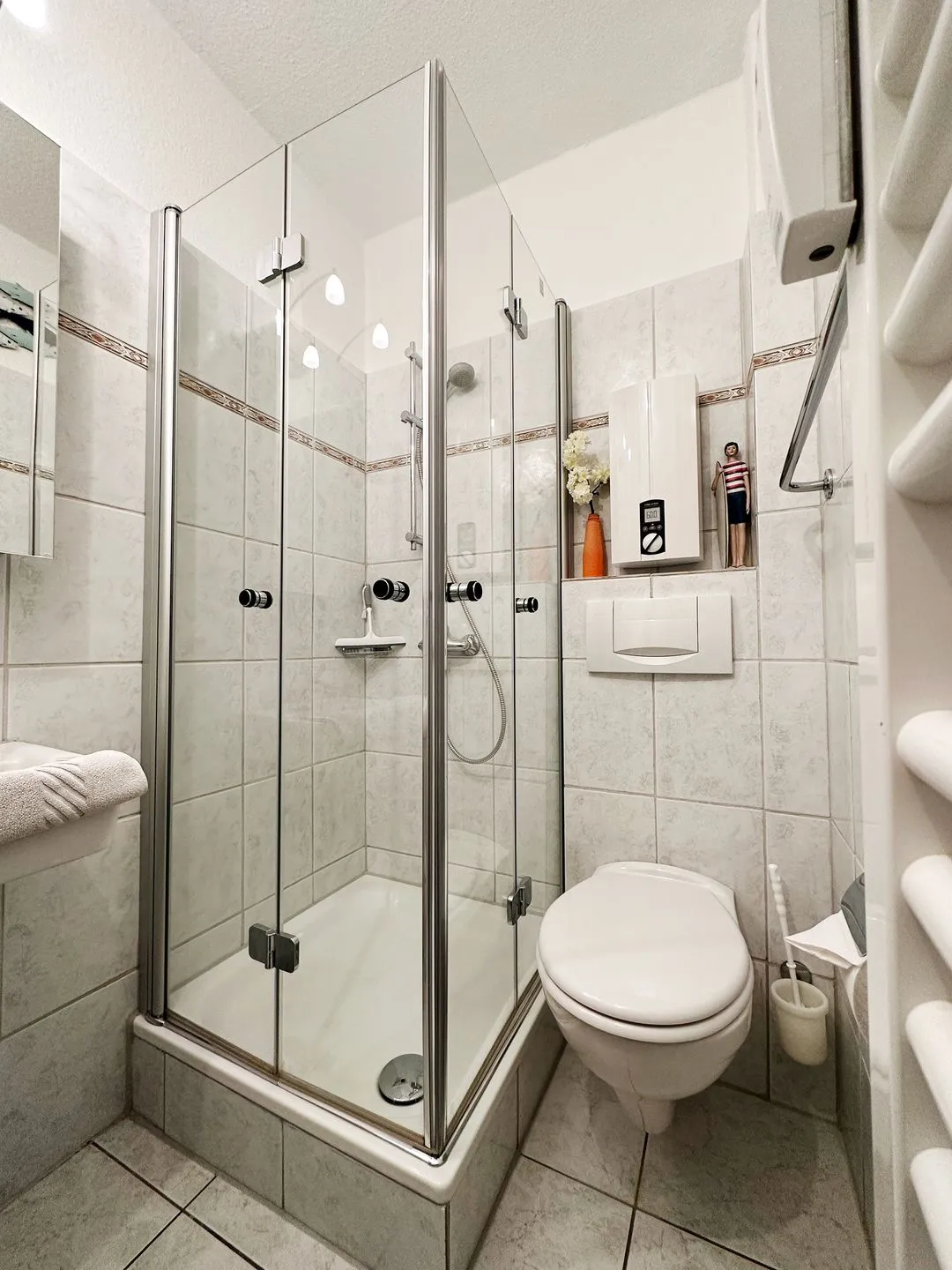 Haus Diana Ferienwohnung „Kniepsand" Wittdün auf Amrum - Badezimmer der Ferienwohnung Kniepsand in Wittdün auf Amrum