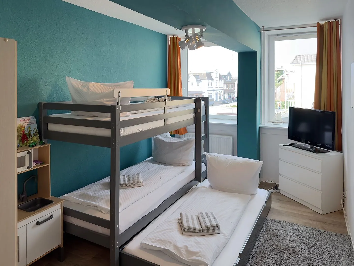 Haus Nordenlicht Ferienwohnung „Willkommen bei den Hartmanns" Wittdün auf Amrum - Kinderschlafzimmer der Ferienwohnung "Willkommen bei den Hartmanns" in Wittdün auf Amrum