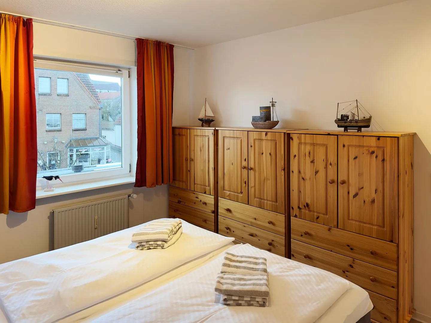 Haus Nordenlicht Ferienwohnung „Willkommen bei den Hartmanns" Wittdün auf Amrum - Schlafzimmer 1 der Ferienwohnung "Willkommen bei den Hartmanns" in Wittdün auf Amrum
