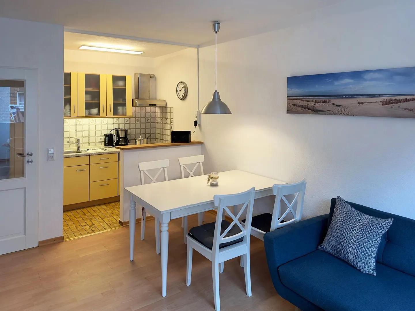 Huus Heverknob Ferienwohnung *Strandlöper* Wittdün auf Amrum - Küche der Ferienwohnung Strandlöper in Wittdün auf Amrum