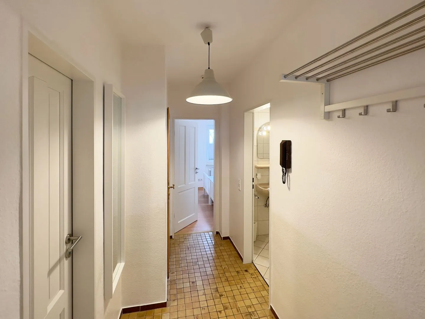 Huus Heverknob Ferienwohnung *Strandlöper* Wittdün auf Amrum - Korridor in der Ferienwohnung Strandlöper in Wittdün auf Amrum