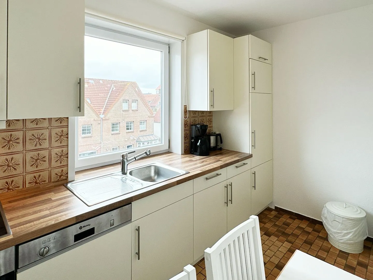 Haus Nordenlicht Ferienwohnung „Dr. Buchholtz" Wittdün auf Amrum - Küche der Ferienwohnung Buchholtz in Wittdün auf Amrum