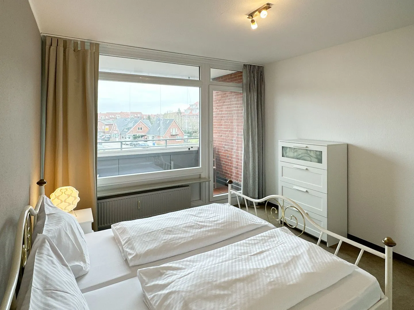 Haus Nordenlicht Ferienwohnung „Dr. Buchholtz" Wittdün auf Amrum - Schlafzimmer