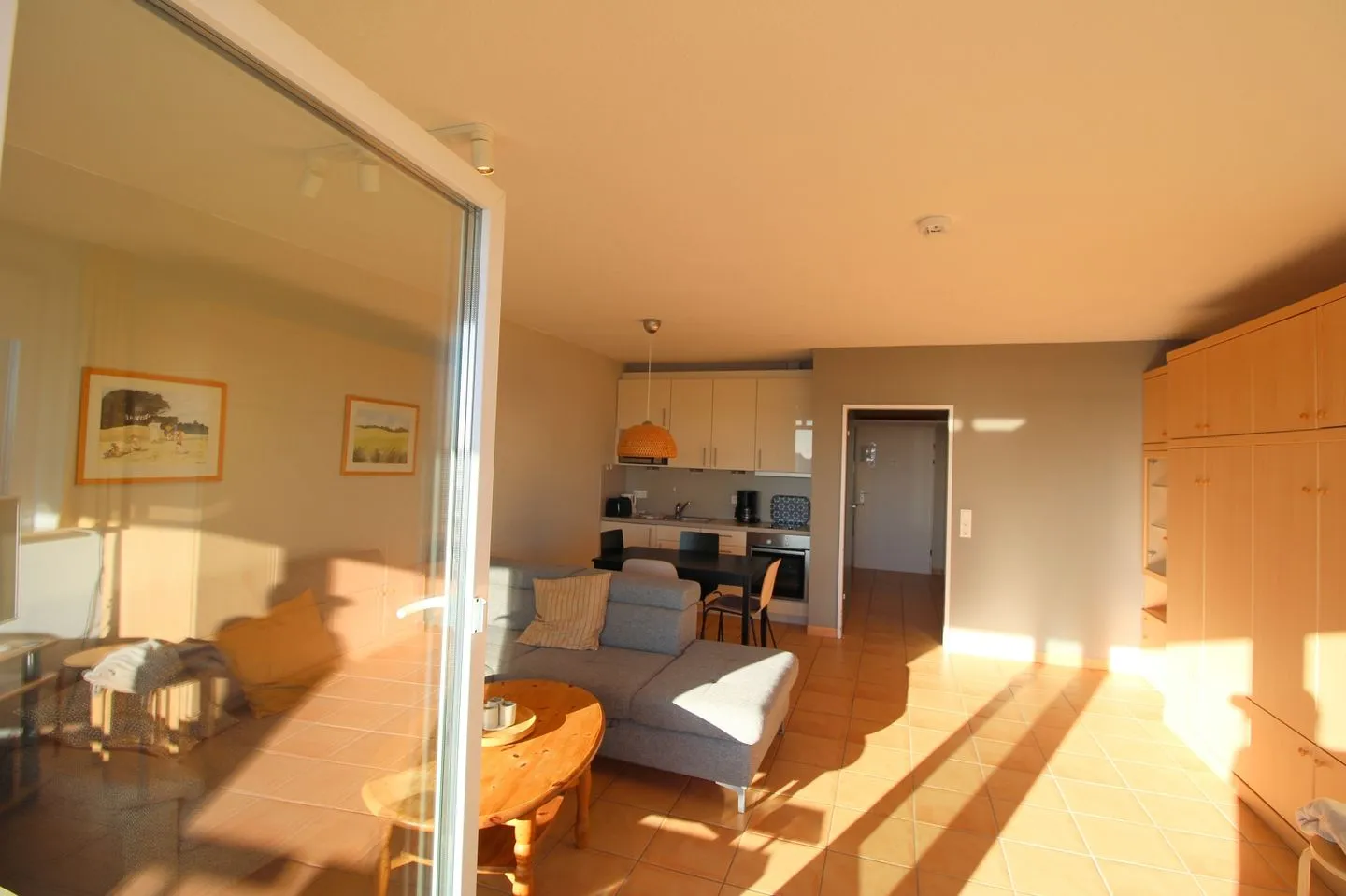 Panorama Whg 110, 8. OG - Wohnzimmer