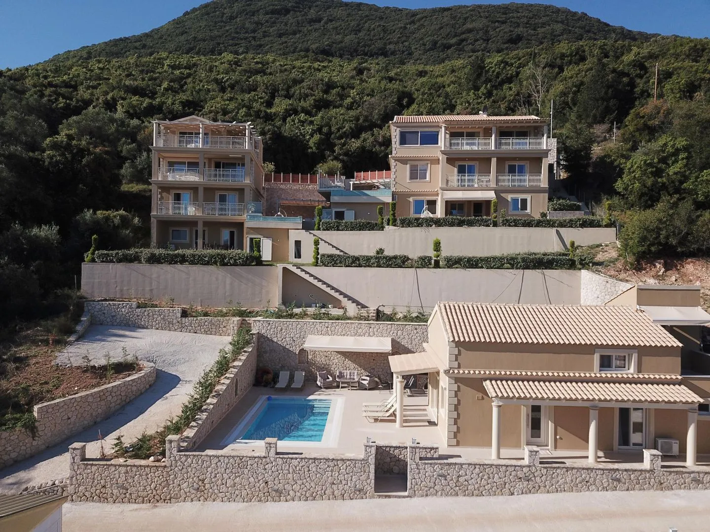  Pantokratora's Aghios Mattaios - Vogelperspektive