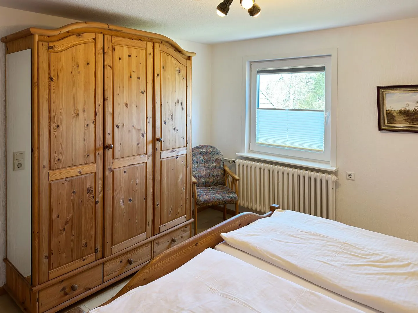 Haus *Üüs Aran* Ferienwohnung *Üüs Aran 1* Süddorf auf Amrum - Schlafzimmer in der Ferienwohnung Üüs Aran 1 in Süddorf auf Amrum