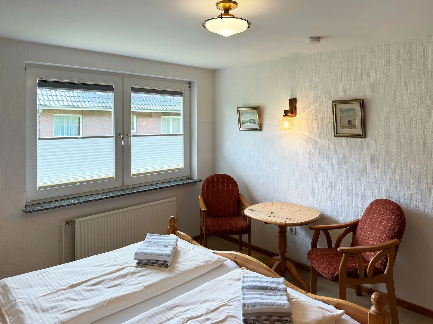 Haus *Üüs Aran* Ferienwohnung *Üüs Aran 4* Süddorf auf Amrum - Schlafzimmer in der Ferienwohnung Üüs Aran 4 in Süddorf auf Amrum