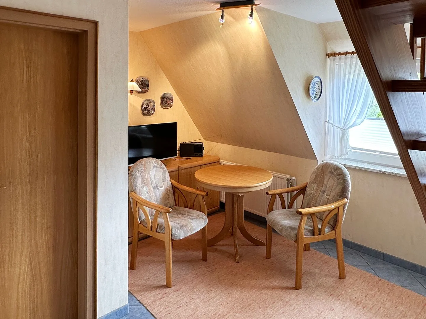 Haus *Üüs Aran* Ferienwohnung *Üüs Aran 6* Süddorf auf Amrum - Essbereich in der Ferienwohnung Üüs Aran 6 in Süddorf auf Amrum