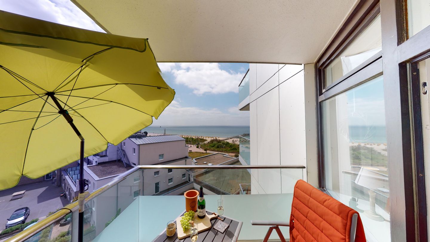 Ferienwohnung für bis zu 4 Personen mit Meerblick, Balkon, Pool und Sauna