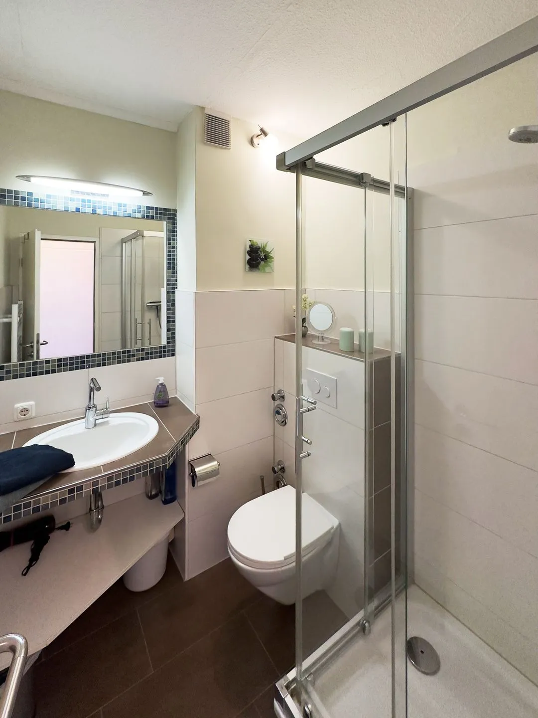 Haus Nordenlicht Ferienwohnung Watt'n Blick Wittdün auf Amrum - Badezimmer der Ferienwohnung Watt'n Blick in Wittdün auf Amrum