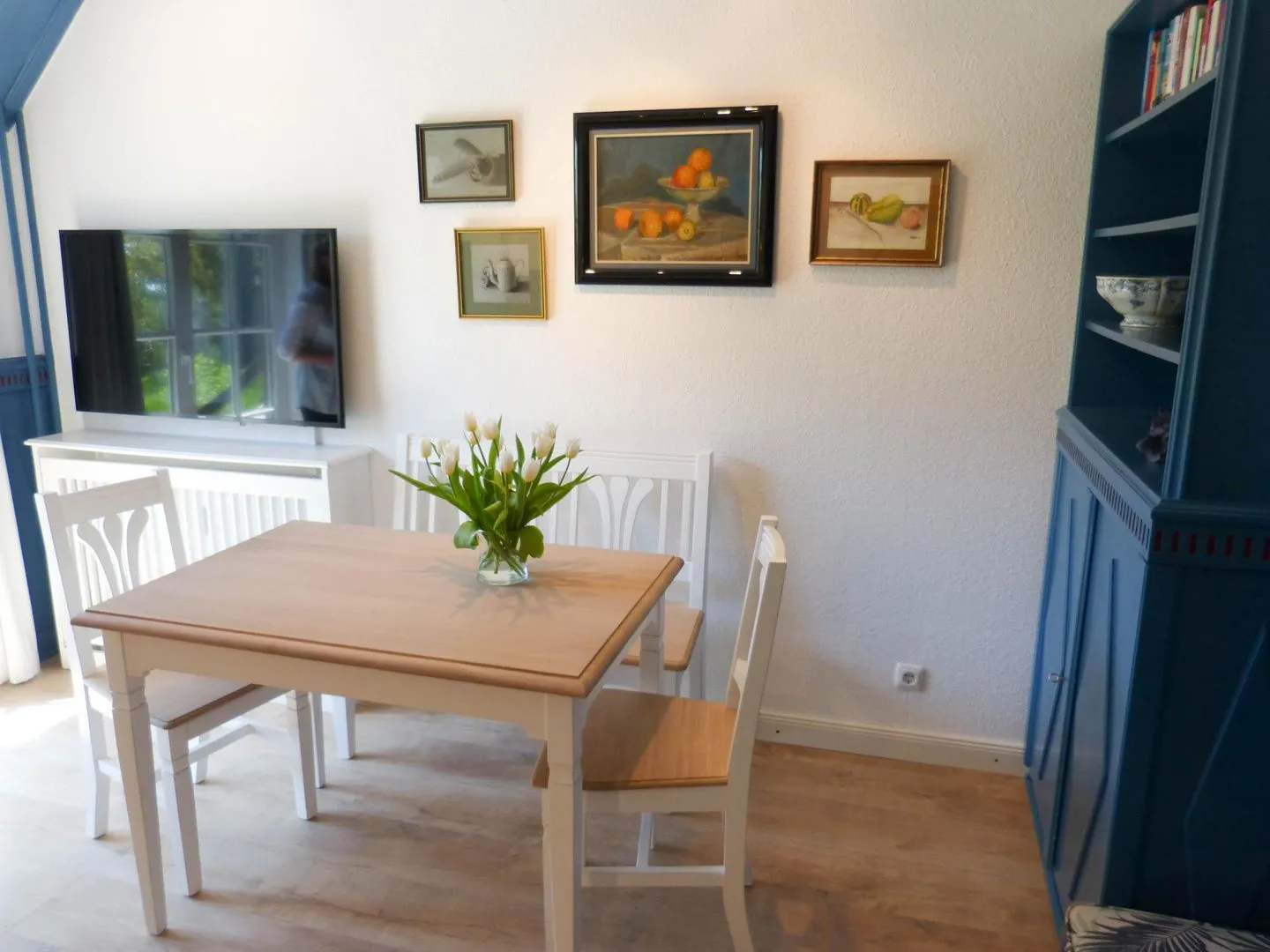 Haus Pesel Ferienwohnung *Reetblick* Norddorf auf Amrum - Esstisch in der Ferienwohnung Reetblick in Norddorf auf Amrum