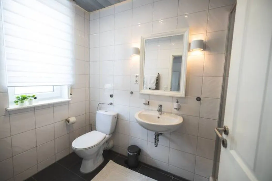 Ferienwohnung 2 Veilchen im gemütlichen Gasthaus Benedikt Fischbach -