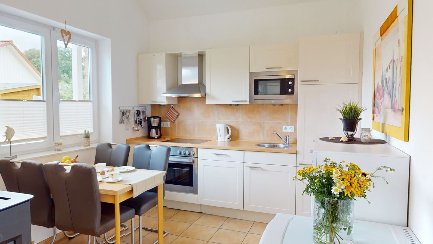 Strandnahes Ferienhaus für 4 Personen und Hund mit Garten, Sauna und Kamin