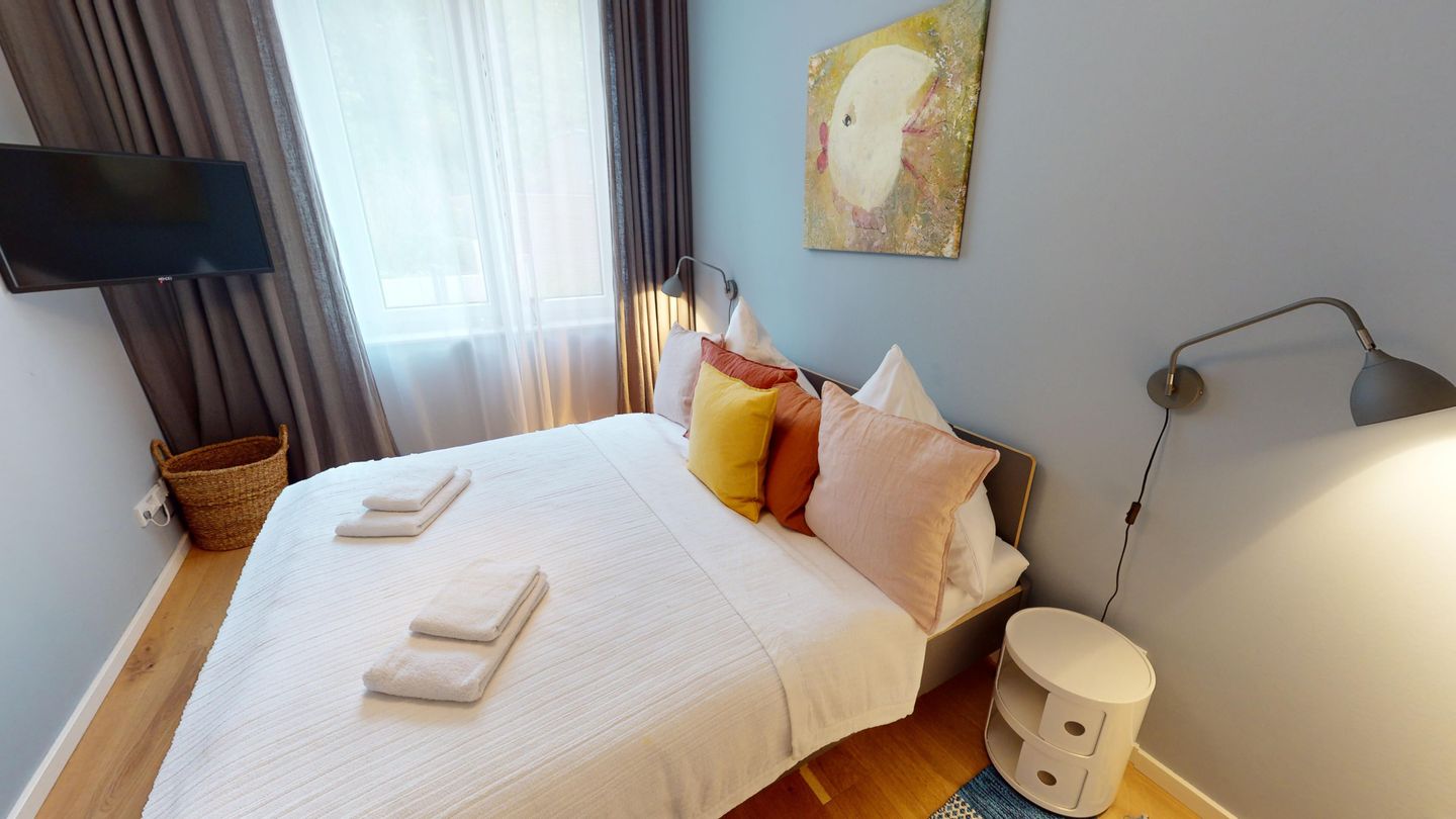 Luxus-Ferienwohnung für 4 Erwachsene & 2 Kinder mit Terrasse und Meerblick