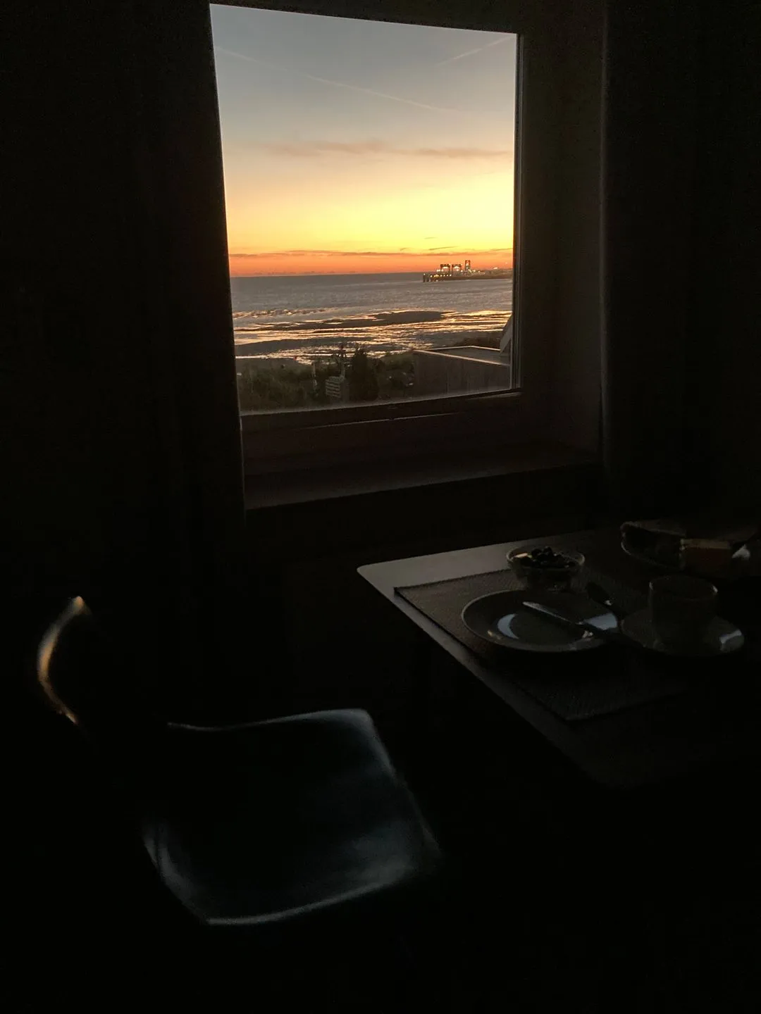 Ferienwohnung Tidenblick Wittdün auf Amrum - Blick zum Fähranleger aus der Küche der Ferienwohnung Tidenblick in Wittdün auf Amrum