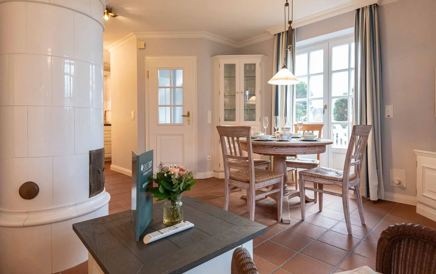 LH Isernhagenhof, App.4 Wenningstedt - Wohnzimmer
