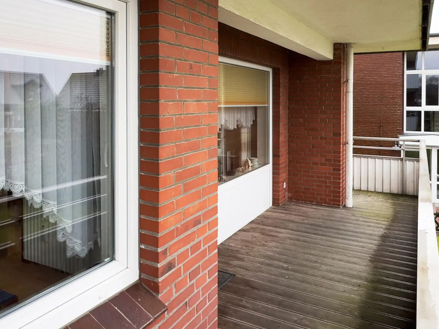 Haus Seeadler Ferienwohnung Meeresbrise Wittdün auf Amrum - Großer Süd-West-Balkon der Ferienwohnung Meeresbrise in Wittdün auf Amrum