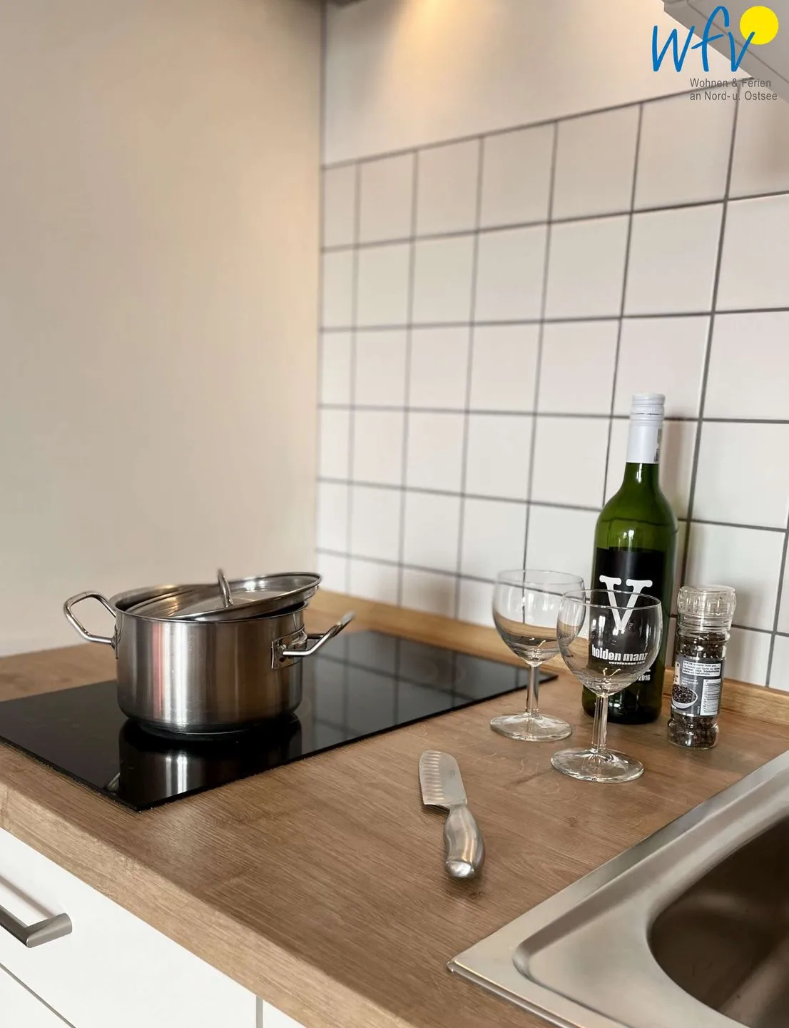 Wohnpark Stadt Hamburg Ferienwohnung 40 Rügen - Binz - Küche / Küchenzeile
