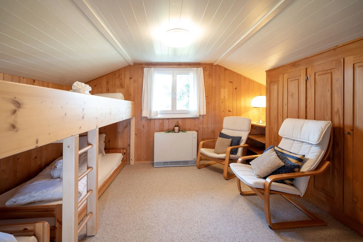 Chalet Sönderli Arvenbüel - Schlafzimmer mit zwei Etagenbetten