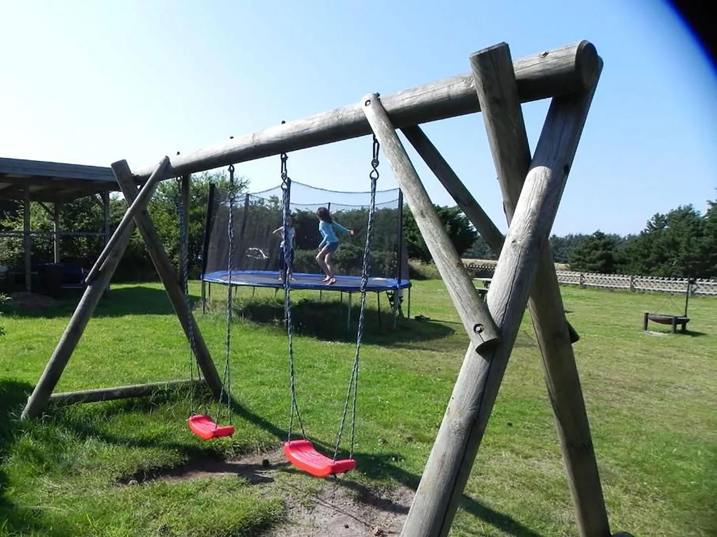 Hüs Sanskiin Ferienwohnung *Hopelfask* Süddorf auf Amrum - Spielanlage