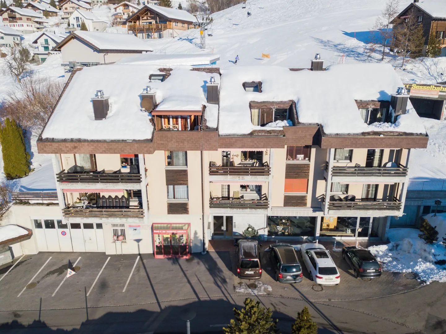 Apartment Hinterberg Amden - View on the house in winter