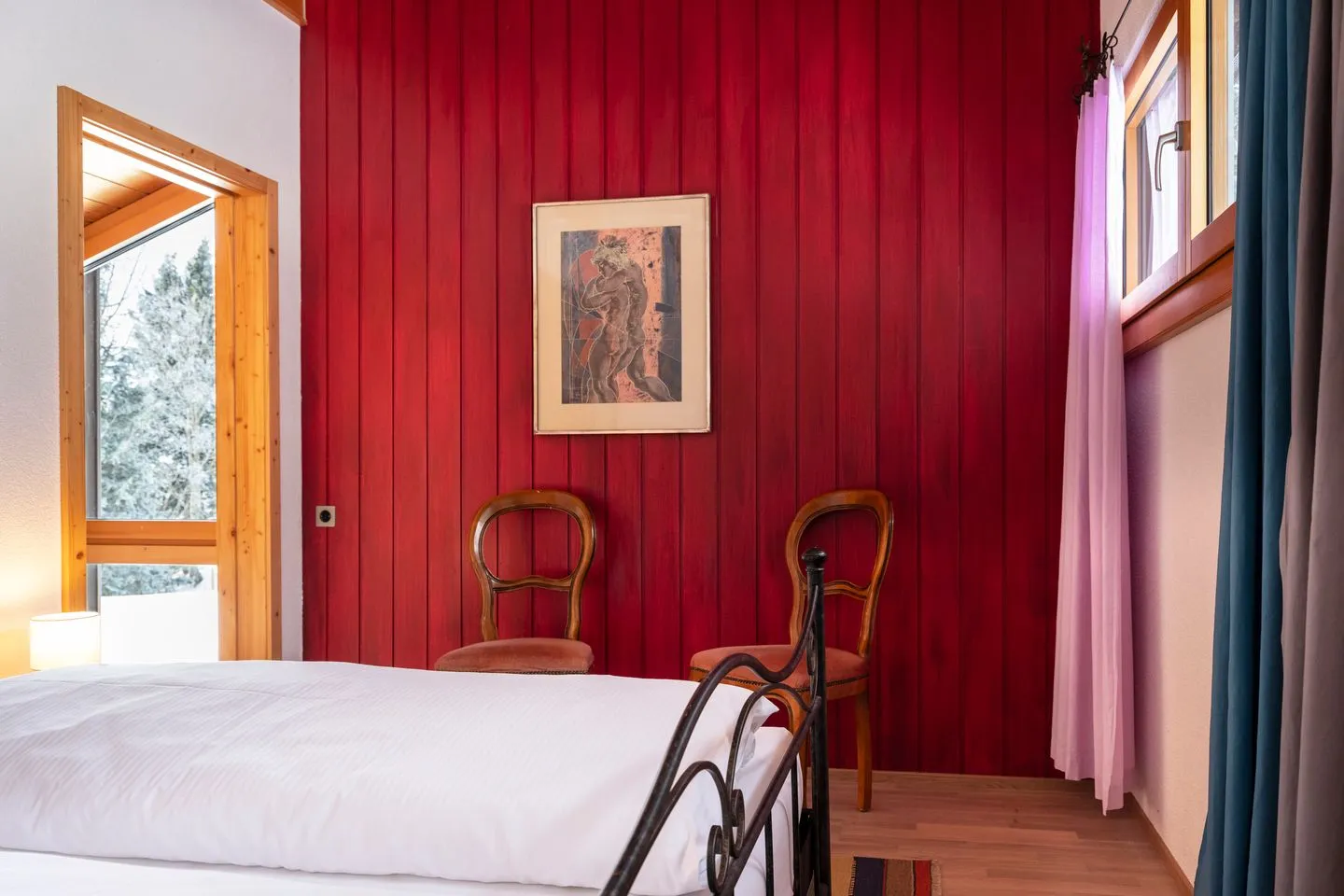 Ferienhaus Casa Chapf Arvenbüel - Master bedroom on the upper floor