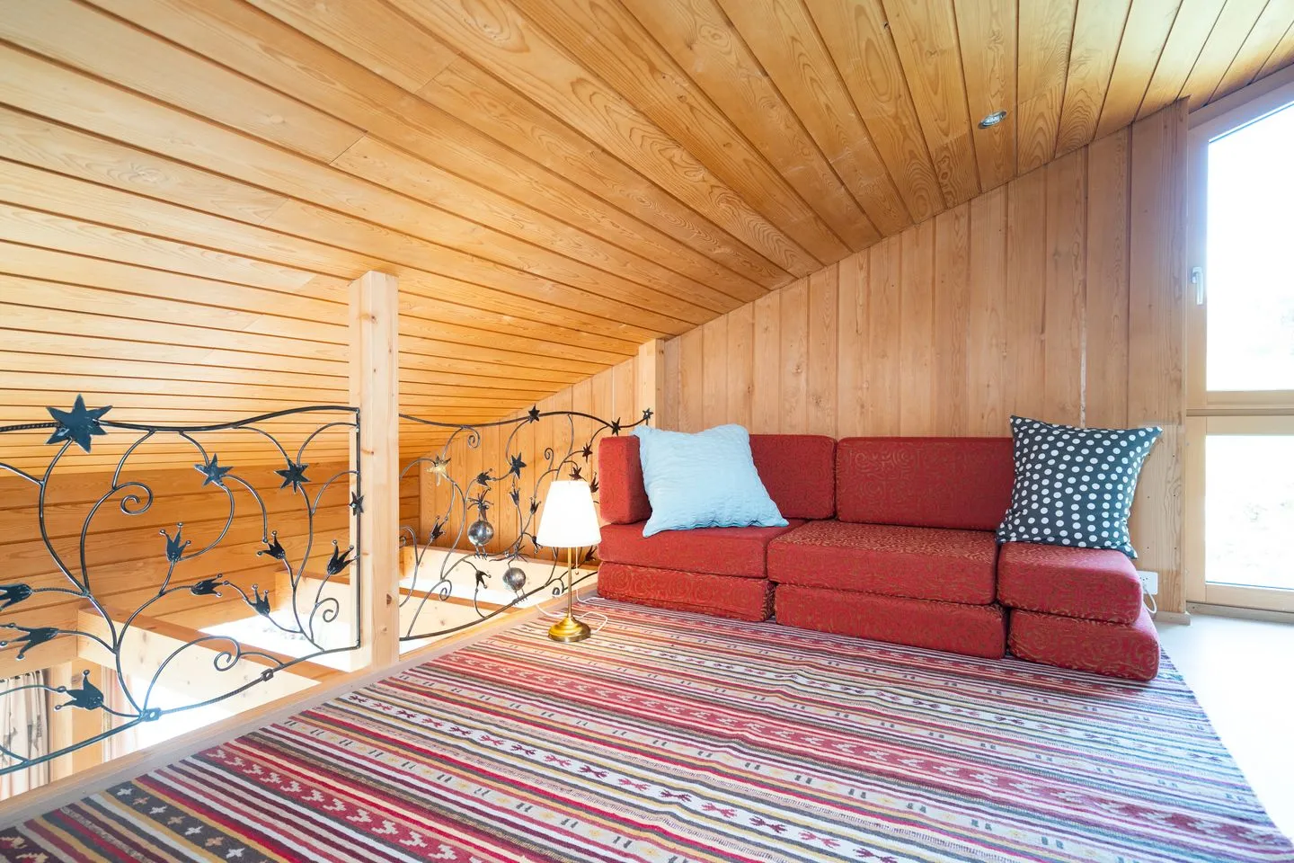 Ferienhaus Casa Chapf Arvenbüel - Open gallery above the living area